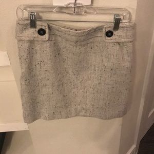 Above knee length wool/polyester grey skirt